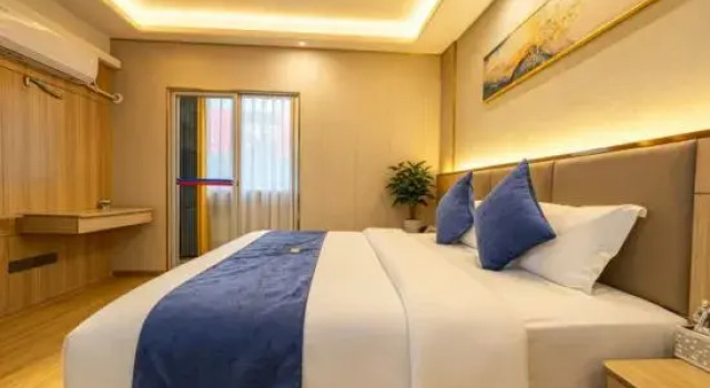 Люкс Anxin Premium Chain Hotel (Licheng Xintian City Plaza Branch)