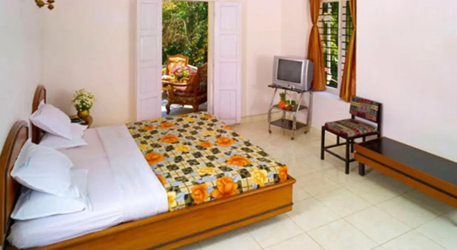 Номер Superior KTDC Periyar House Thekkady