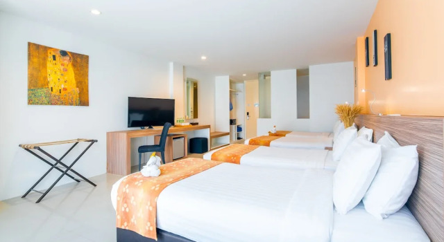 Четырёхместный номер Premium The Lantern Resorts Patong