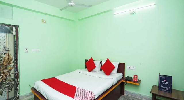 OYO 24642 Manorama Guest House, Rezervovat Penzión Hotely v Digha s bazénem, Bazén