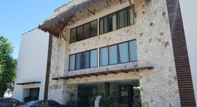 Radiant 2BR PH in private location by Happy Address, Prenota Appartamento Hotel a Quintana Roo con parcheggio, Parcheggio