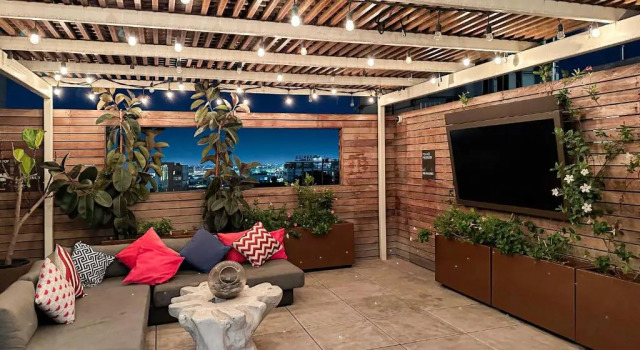 Апартаменты Fashion Loft 2 bedroom Downtown