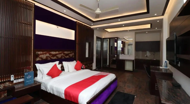 Номер Superior JJK Rukmini Vilas Hotel & Banquet