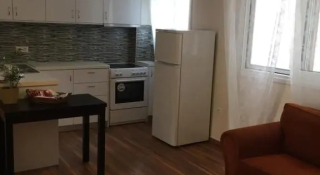 Athens beautiful SUITE by Gela, Забронировать Апартаменты/квартира Недорогие отели Афины, рядом с Театр Алики, недорого