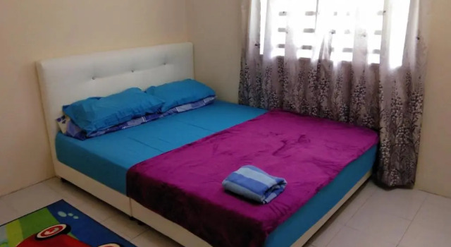 R-Fa Homestay, Rezerwuj Hotel Arau Perlis