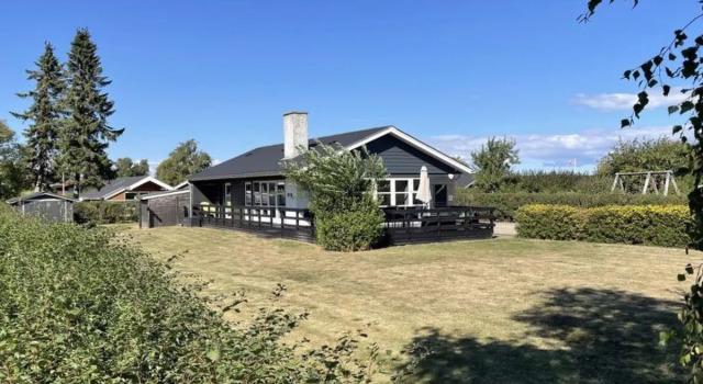 "Elvina" - 200m from the sea in SE Jutland, Book Hotel Hoteller i Haderslev med parkering, Parkering