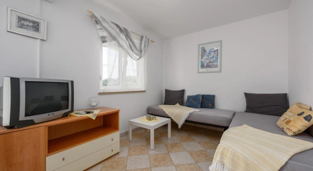 Nice Home in Porec With Wifi and 2 Bedrooms, Забронировать Отель Пореч Poreč Riviera, 3* 4*