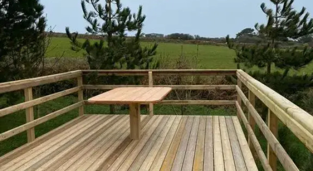 Rural Wood Cabin - less than 3 miles from St Ives