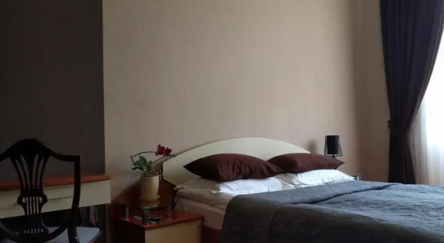 Standardowy dwuosobowy pokój Kaiser Hotel