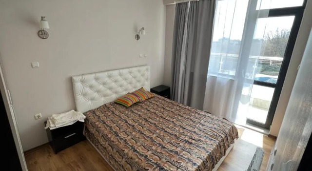 Апартаменты с 2 комнатами с частичным видом на море Dilov Apartments in Yalta Golden Sands