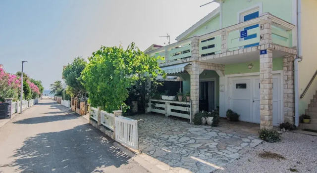 Apartment Semak, Забронировать Апартаменты/квартира Вир Zadar Islands