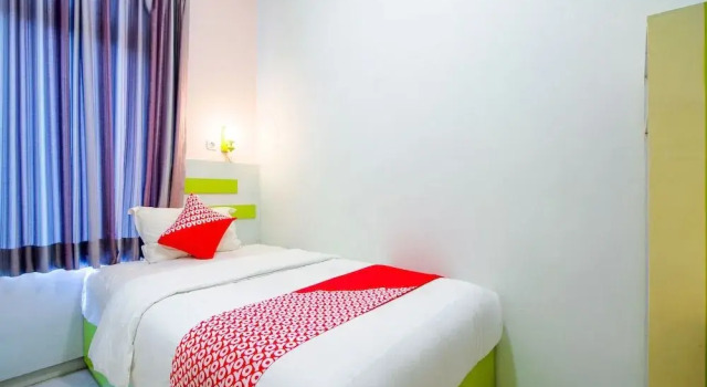 OYO 2105 Hotel Sanca Inn