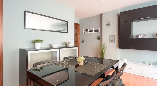 Quiet & Cozy Apartment, Забронировать Апартаменты/квартира Малага Коста-дель-Соль, рядом с Музей Кармен Тиссен