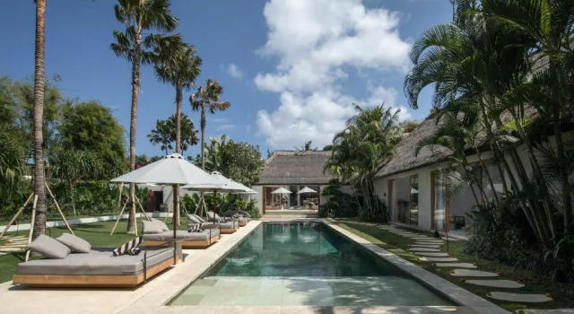 Вилла с 4 комнатами Villa Massilia Bali