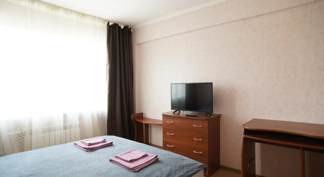 Апартаменты Righ Room на Дзержинского д.71, Забронировать Апартаменты/квартира Отели Калуги с парковкой, рядом с Калужский областной драматический театр, Парковка