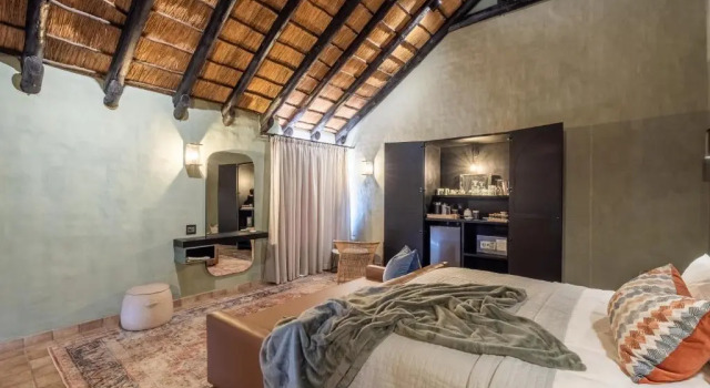 Номер Standard Okapuka Safari Lodge