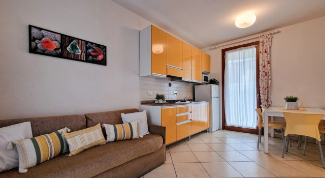 Апартаменты c 1 комнатой с видом на сад Family Apartment With Garden and Pool