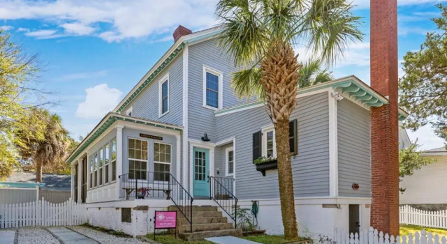 Коттедж North Beach Bungalow