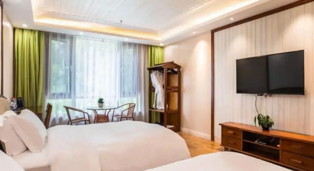 Двухместный номер Standard с видом на горы Floral Hotel Yangshuo Wangyunge
