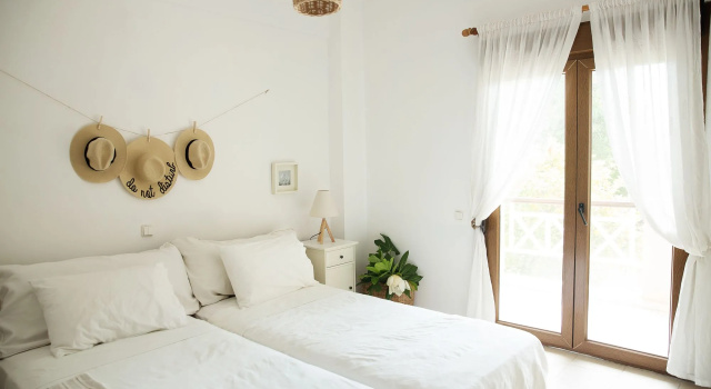 Sanidiamonds Apartments & Studios