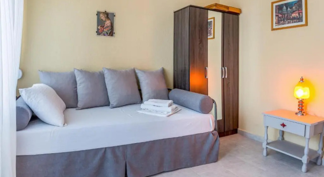 2 Bedroom Modern Apartment in Perea