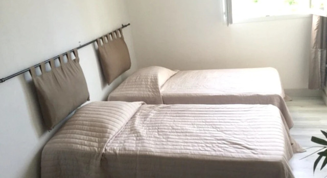 House With 4 Bedrooms in Roquemaure, With Pool Access, Enclosed Garden
