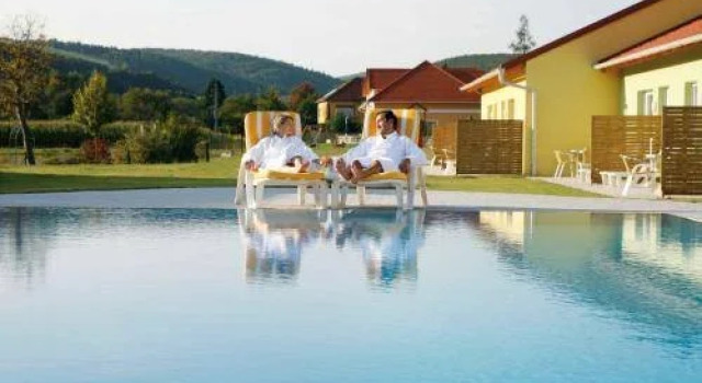 Urlaubs-oase Ferienresort, Prenota Hotel Hotel a Burgenland con piscina, Piscina