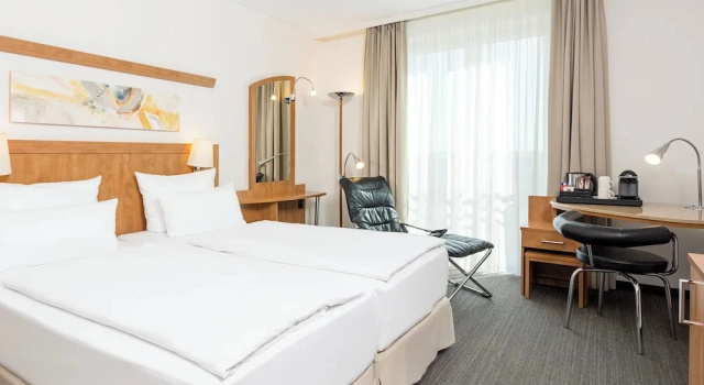 Одноместный номер Standard PLAZA INN Hamburg Horner Rennbahn