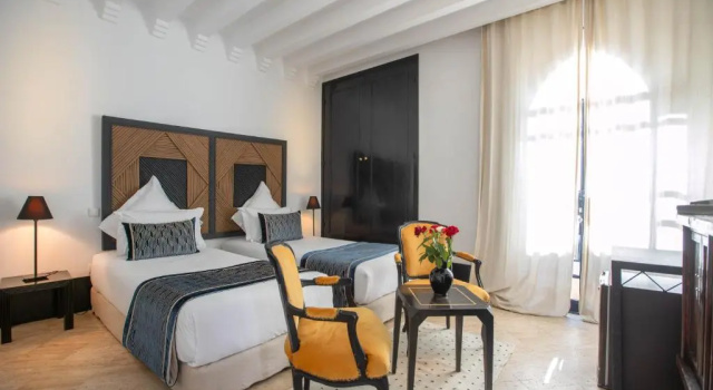 Полулюкс Riad & Spa Azzouz