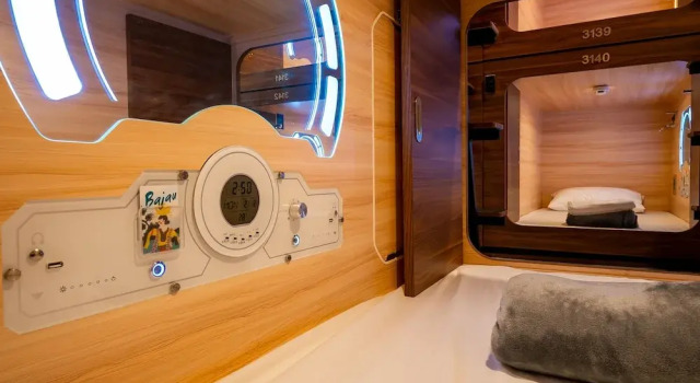 Капсула Jpod Capsule Hotel