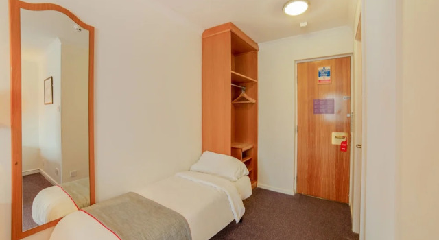 Семейный номер Standard OYO Lakeside Haydock Hotel, St Helens, A580 East Lancs, Garswood Old Road