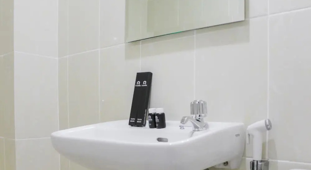 Номер Standard New Furnished Studio Apartment at M-Town Residence By Travelio