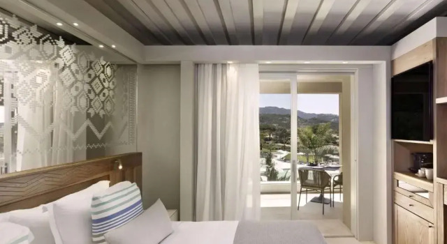 Двухместный номер с видом на сад 7Pines Resort Sardinia - A Destination By Hyatt