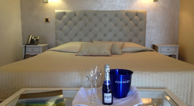 Номер Deluxe с красивым видом из окна La Petite Auberge
