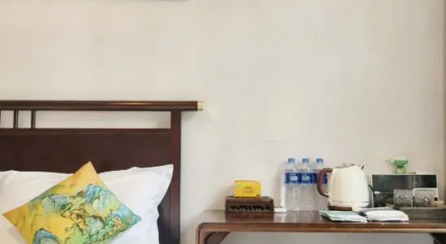 Семейный люкс с 2 комнатами Tonight Inn