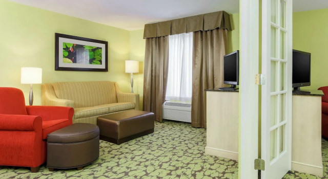 Номер Executive Hilton Garden Inn Tallahassee