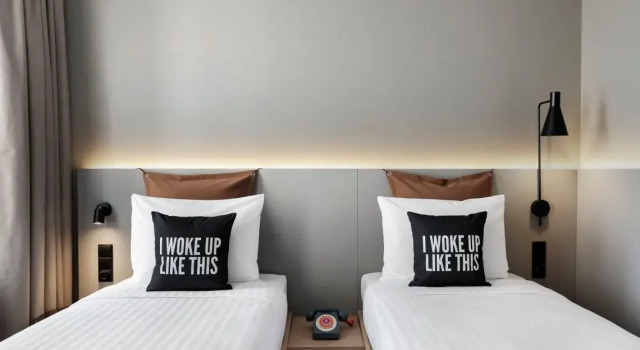 Двухместный номер Standard Moxy Alfragide Lisboa