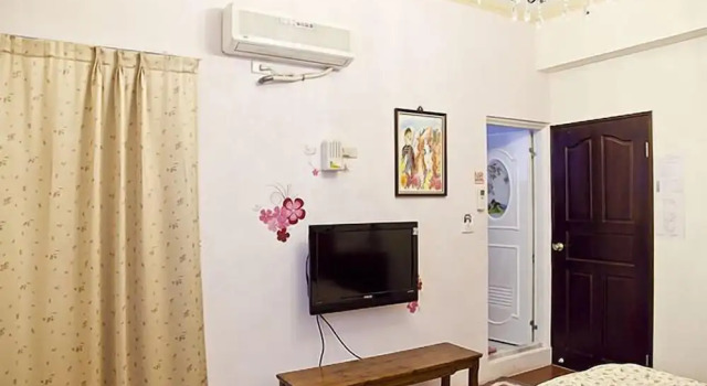 Двухместный номер Standard с балконом The Garden Rose B&B