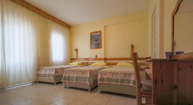 Трёхместный номер Standard Rain Hotel