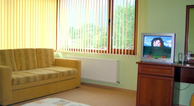 Семеен хотел Кристал, Book Hotel Cheap Hotels in Rhodope Mountains