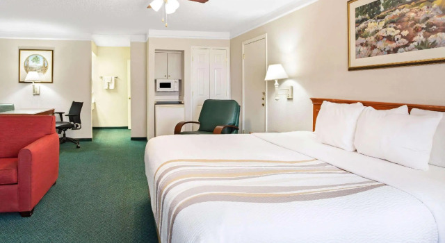 Двухместный номер Deluxe Baymont by Wyndham Fort Stockton