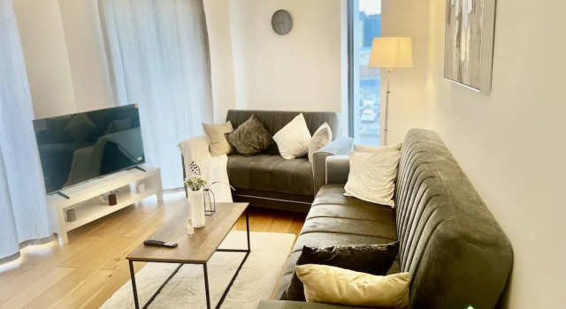 Sleeps 4 - Private Balcony - Wheelchair Accessible, Забронировать Отель Отели Англии 3 звезды, 3*