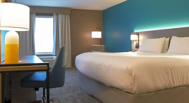 Номер Standard Comfort Inn & Suites NW Milwaukee