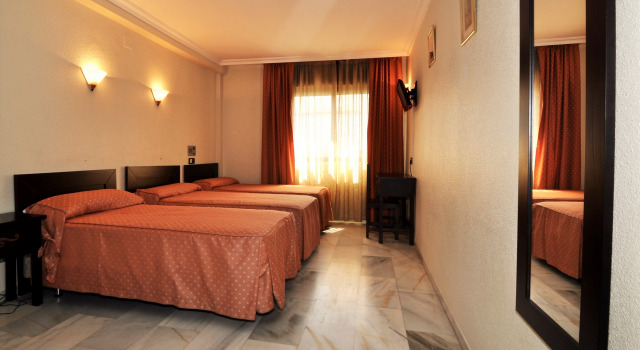 Averroes Hotel
