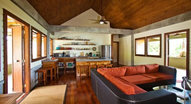 Pagua Bay House Oceanfront Cabanas, Prenota Hotel Marigot Dominica