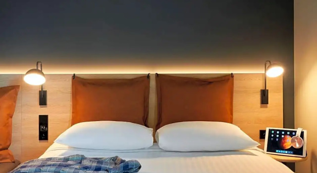 Номер Premium Moxy Antibes Sophia Antipolis