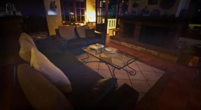 Vateri, Prenota Hotel Limni Eubea