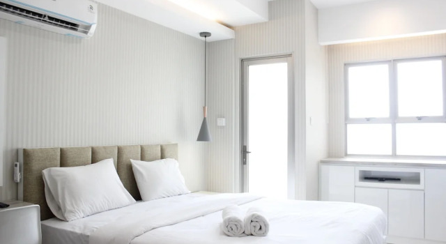 Standard Zimmer Gorgeous Studio at Mekarwangi Square Apartment with Mountain View