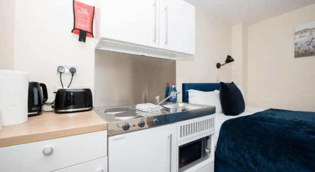 Студия Modern Studio Apartments in Castle St