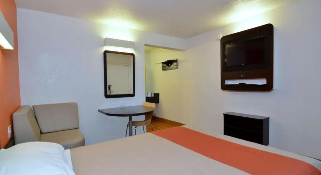 Двухместный номер Deluxe Motel 6-Palm Desert, CA - Palm Springs Area
